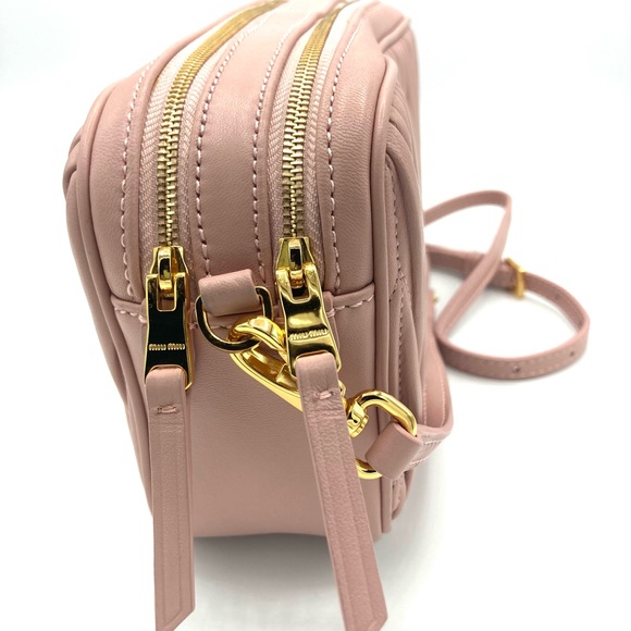 Miu Miu Matelasse Blush Pink Shoulder Bag w/ Strap LIKE NEW Condition! - Picture 5 of 8